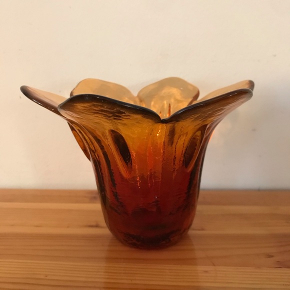 Art Glass Vase Floral Shape Textured Red Orange - Picture 1 of 4